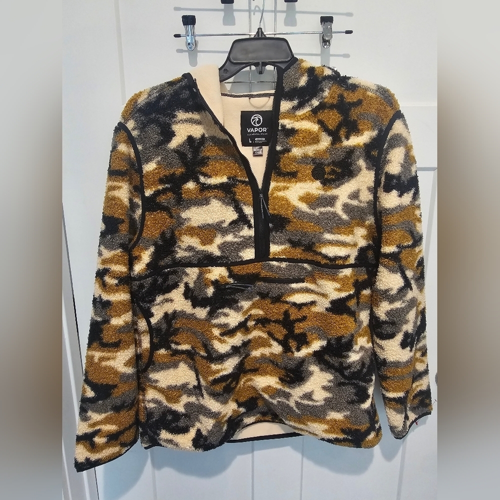 Vapor Elemental Wear Camo Sherpa Fleece Hoodie Pullover – Men’s Size L